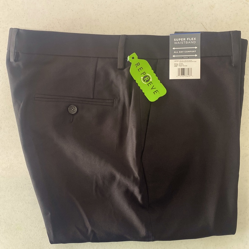 Men’s Haggar Super Flex Repreve Black 36x29 -Tags On